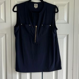 Women’s navy blue tank top